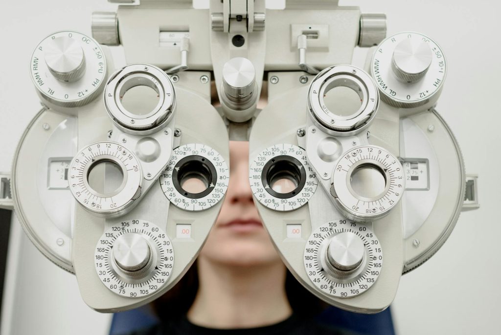 comprehensive eye exam